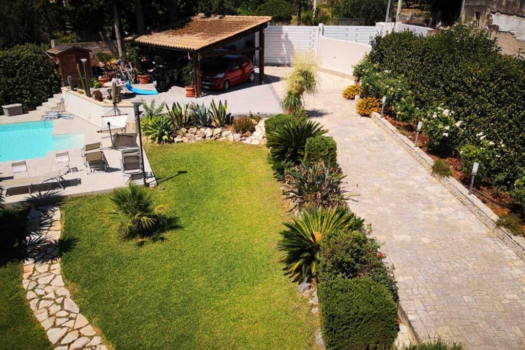 Villa Tiziana 蒙雷亚莱 外观 照片