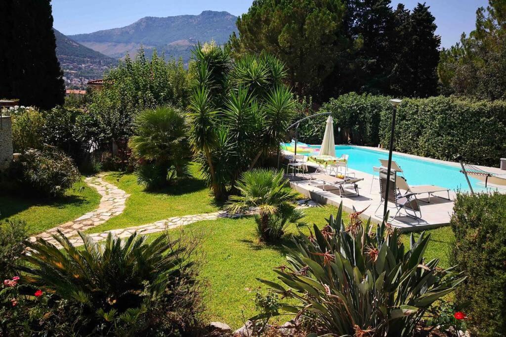 Villa Tiziana 蒙雷亚莱 外观 照片